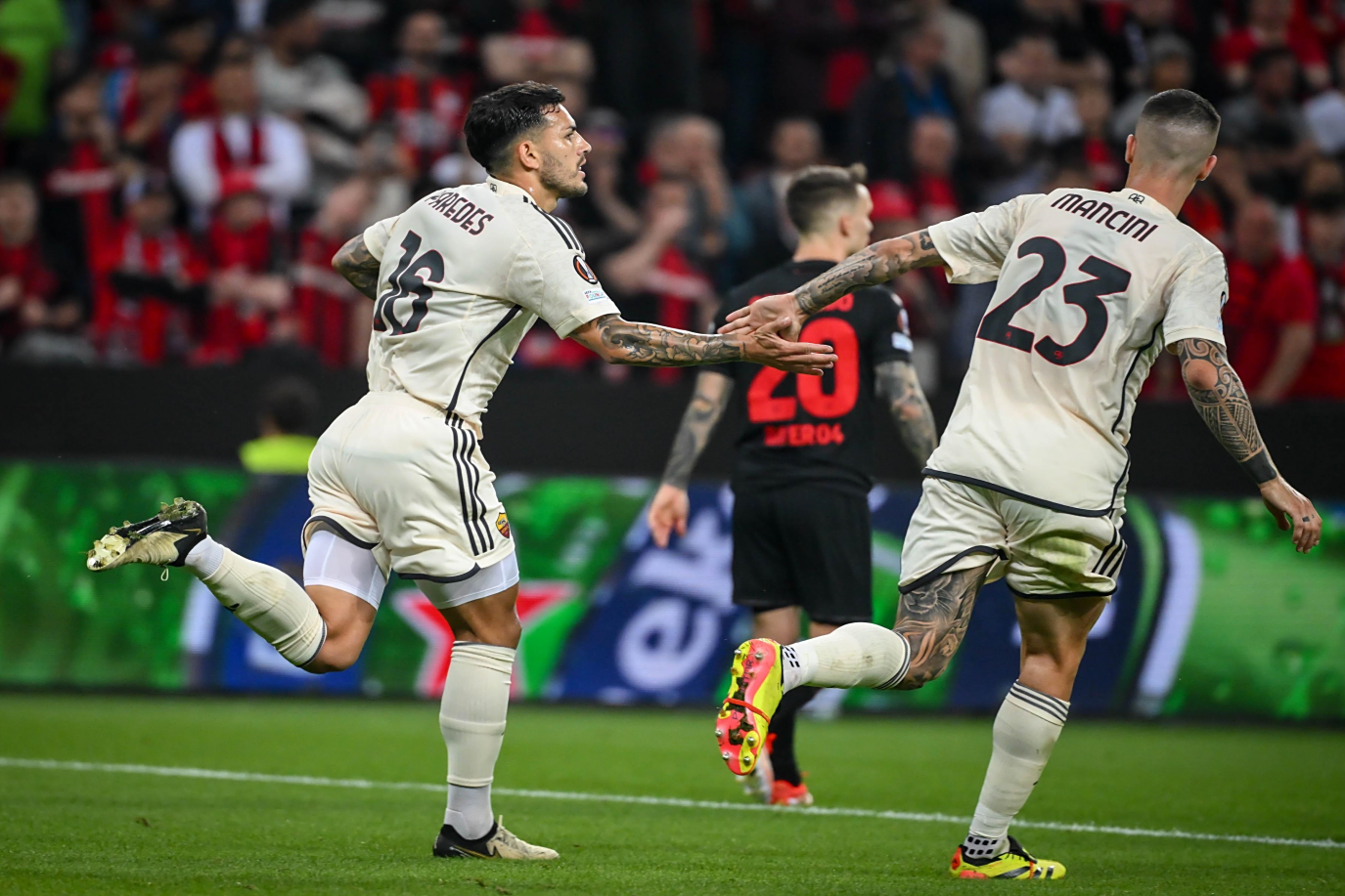 开云体育-尤文鏖战勒沃库森，莫德里奇点燃赛场