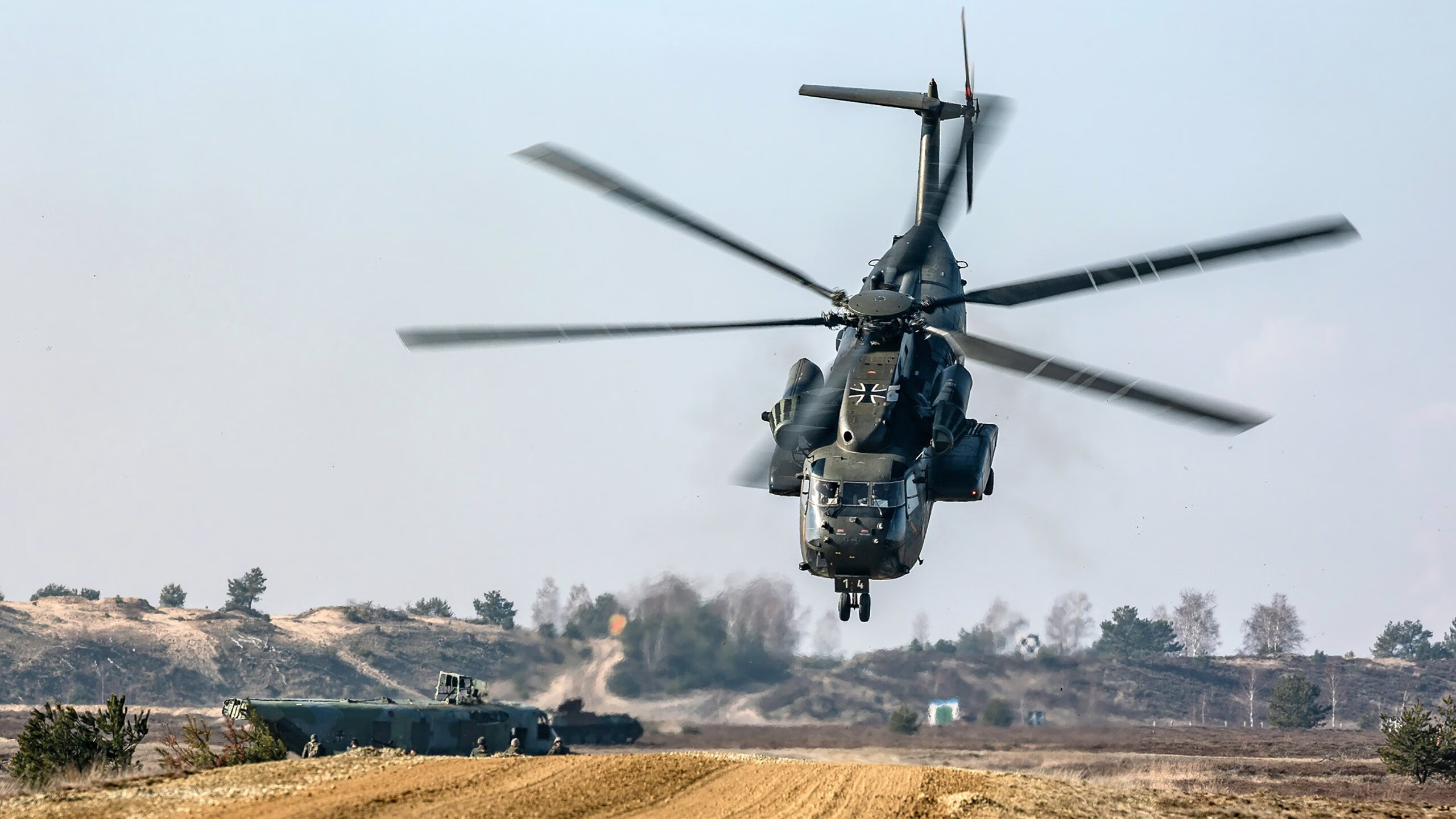 开云体育APP下载-神奇锁匠拉开胜利之匣—拉文连续得分摧毁广厦防守，勇士奠定胜局