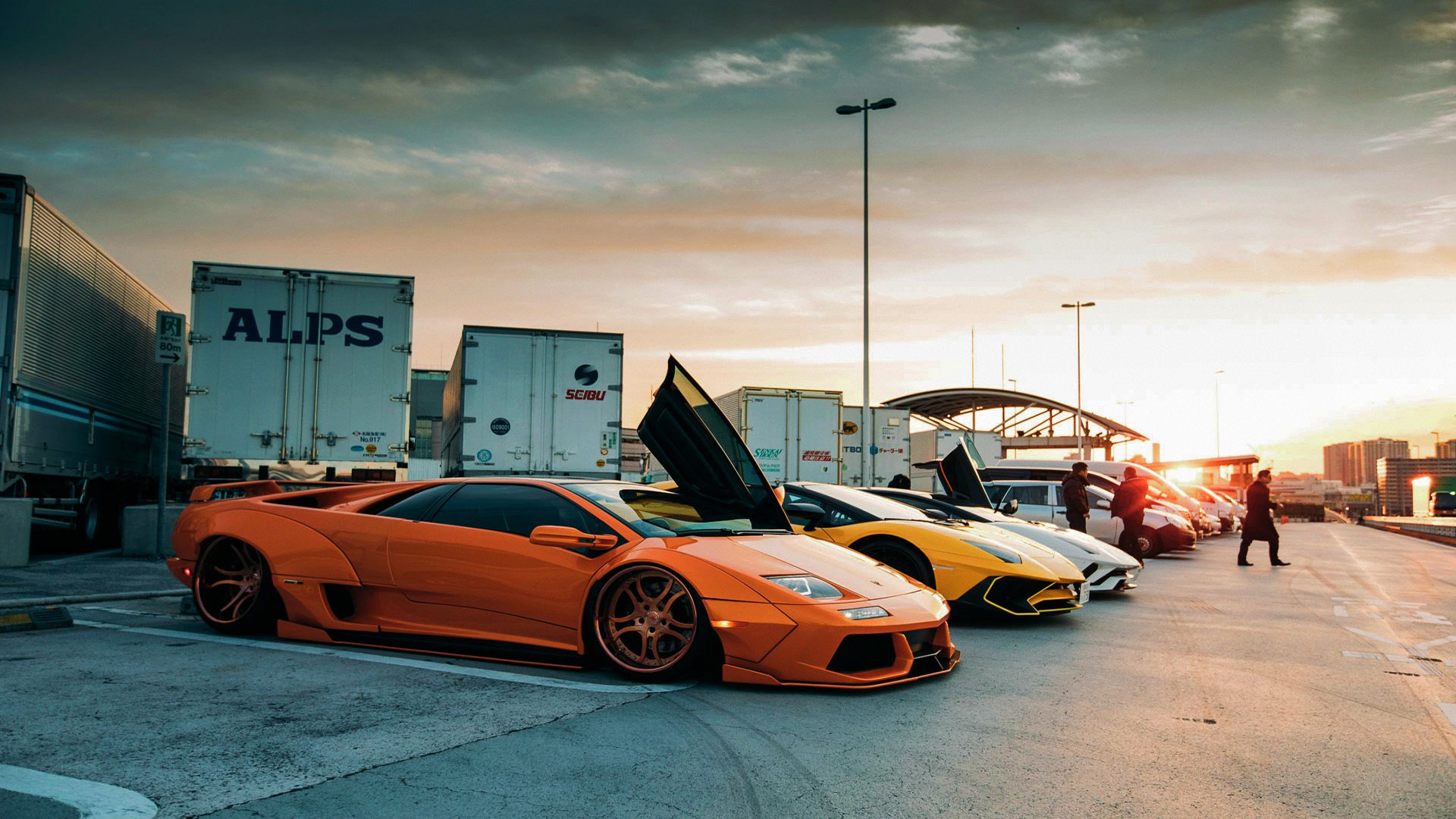 开云体育在线-中场核爆！加维无休止的高能输出，助AC米兰稳稳绞杀那不勒斯