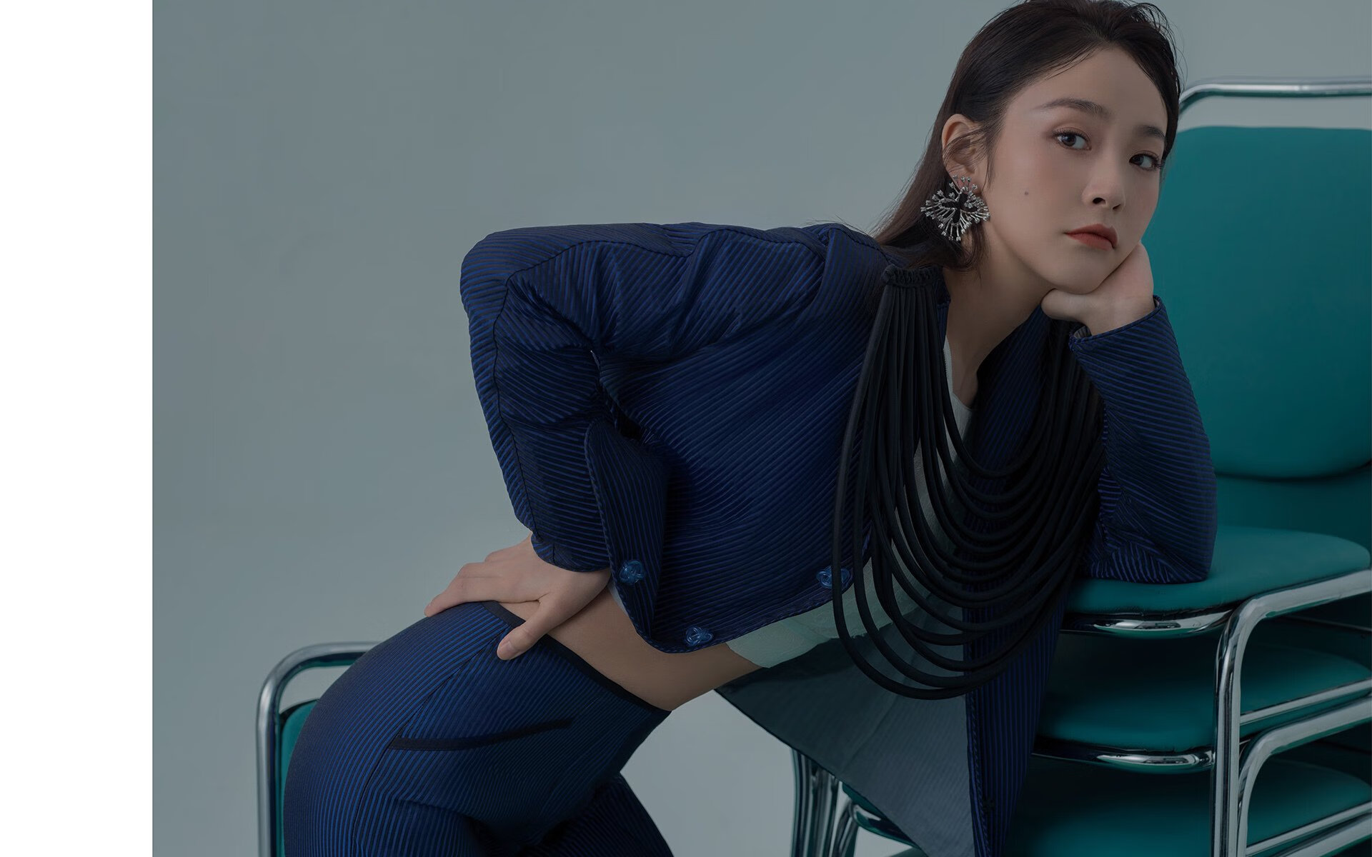 开云体育平台APP-猛龙猎鹰，单节风暴定乾坤，拉文一箭定江山