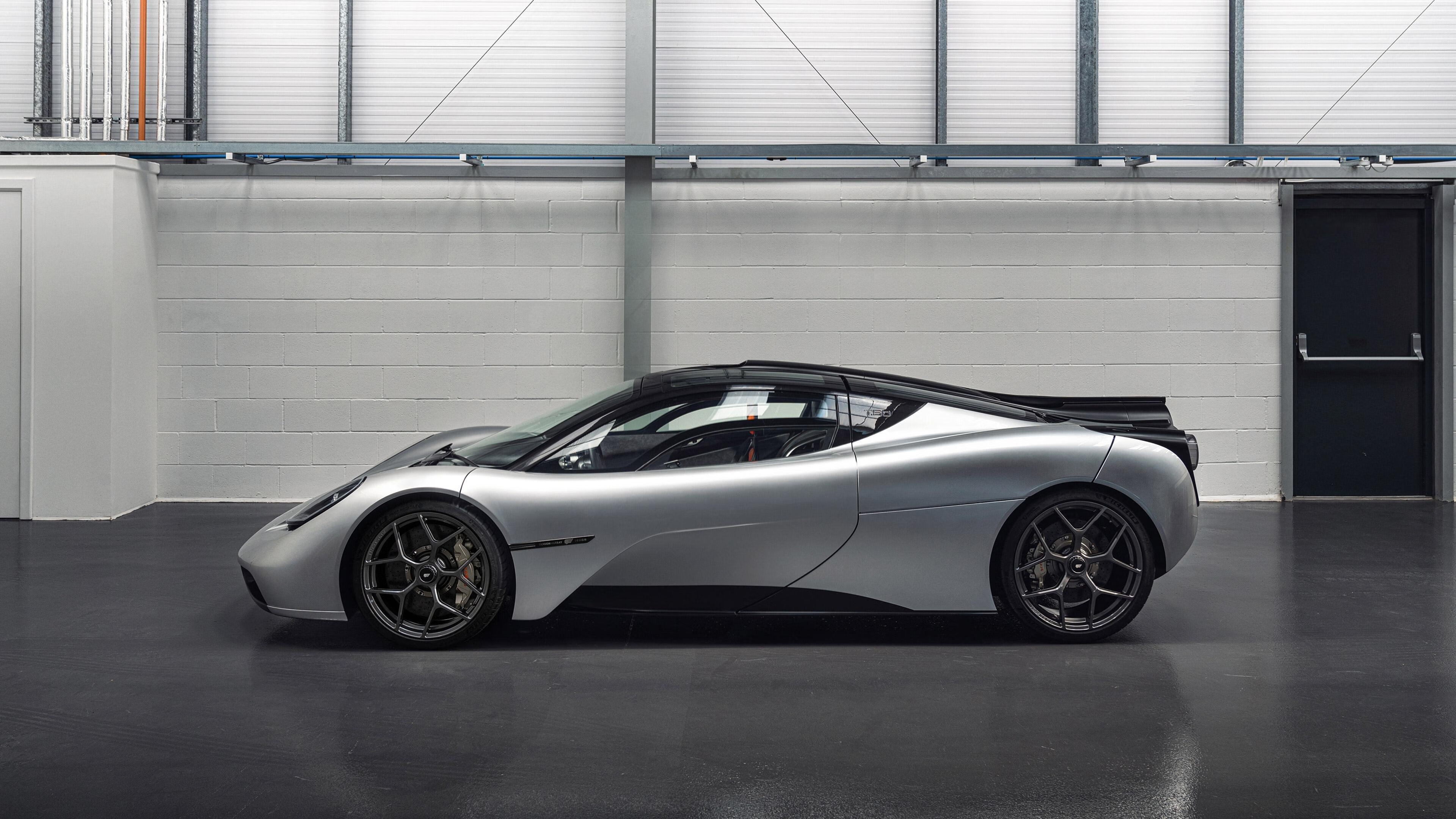 开云sport-跨越大陆的足球对话，当拉齐奥战术遇上秘鲁狂想，维尼修斯以火热状态点燃唯一之夜