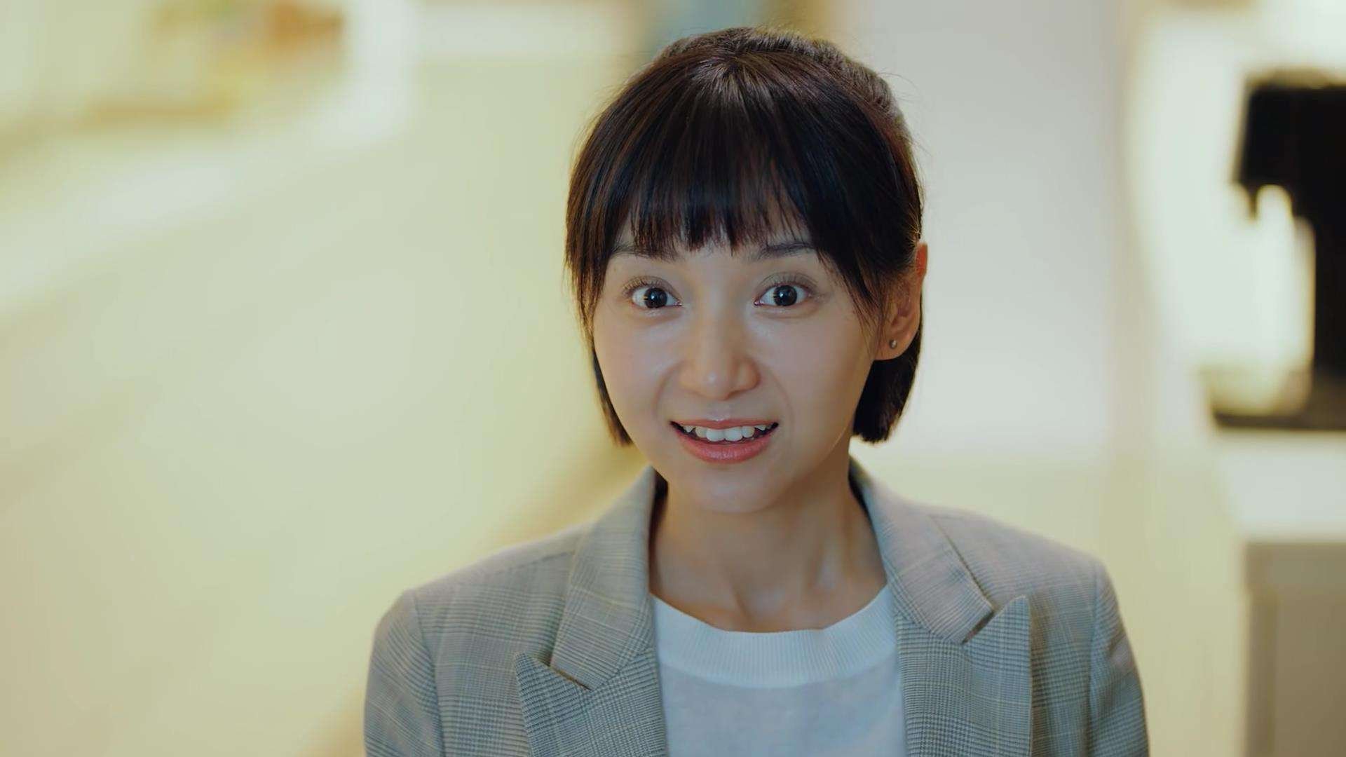 开云体育-基辅铁流冲垮斯坦福桥，迪巴拉一箭定江山，足球场上的战争与艺术