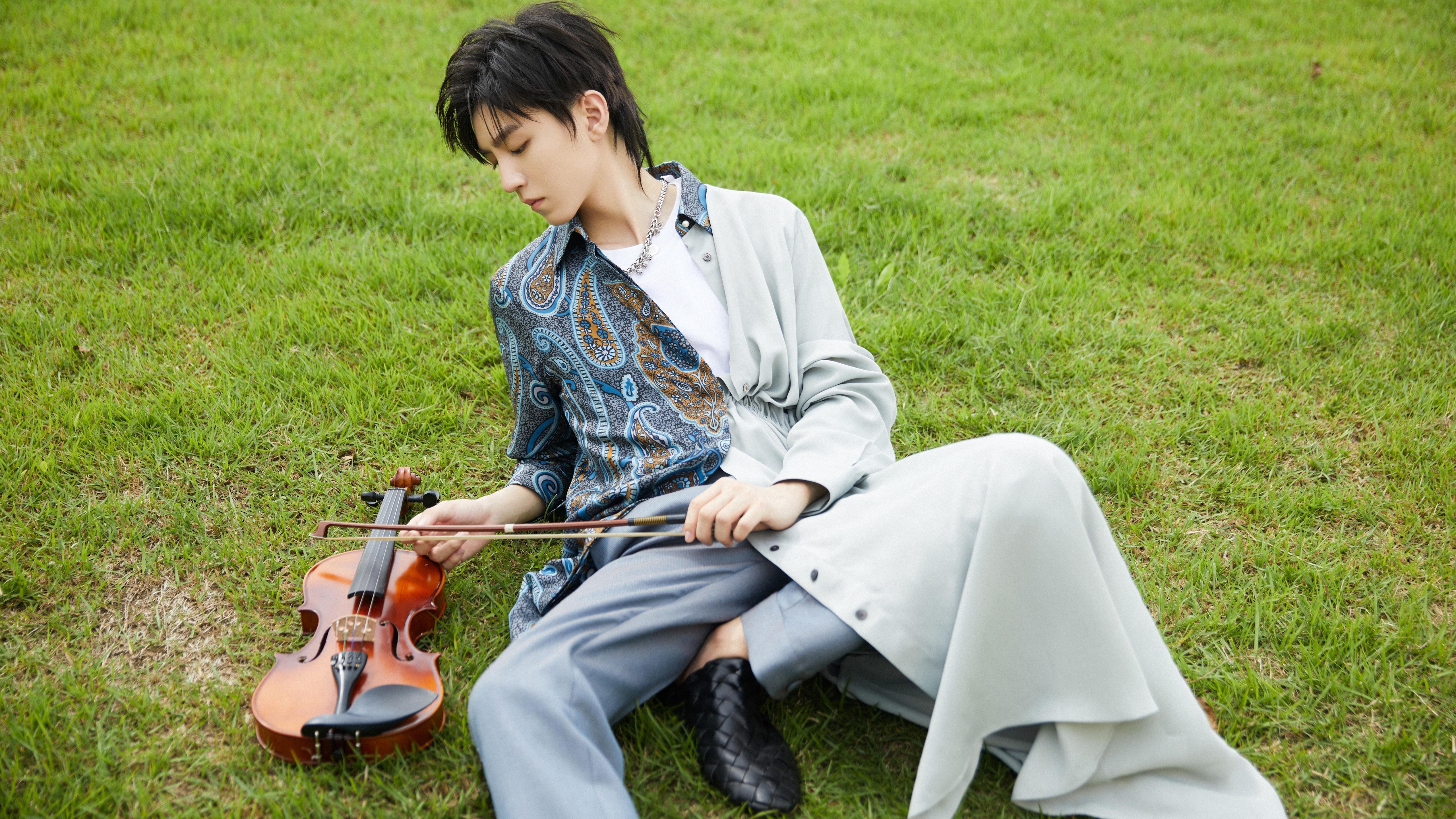 足球双响炮,孙兴慜爆发闪耀赛场,突尼斯火力全压制苏格兰