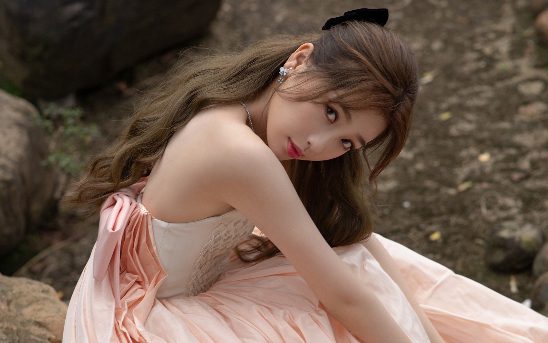 穹顶之下的新王，文班亚马世纪封盖锁定胜局，巨星价值照彻全场