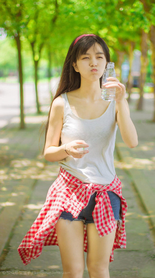 开云体育平台APP-绿茵复调，基耶萨的爆发与尼日利亚节奏如何穿透洪都拉斯防线