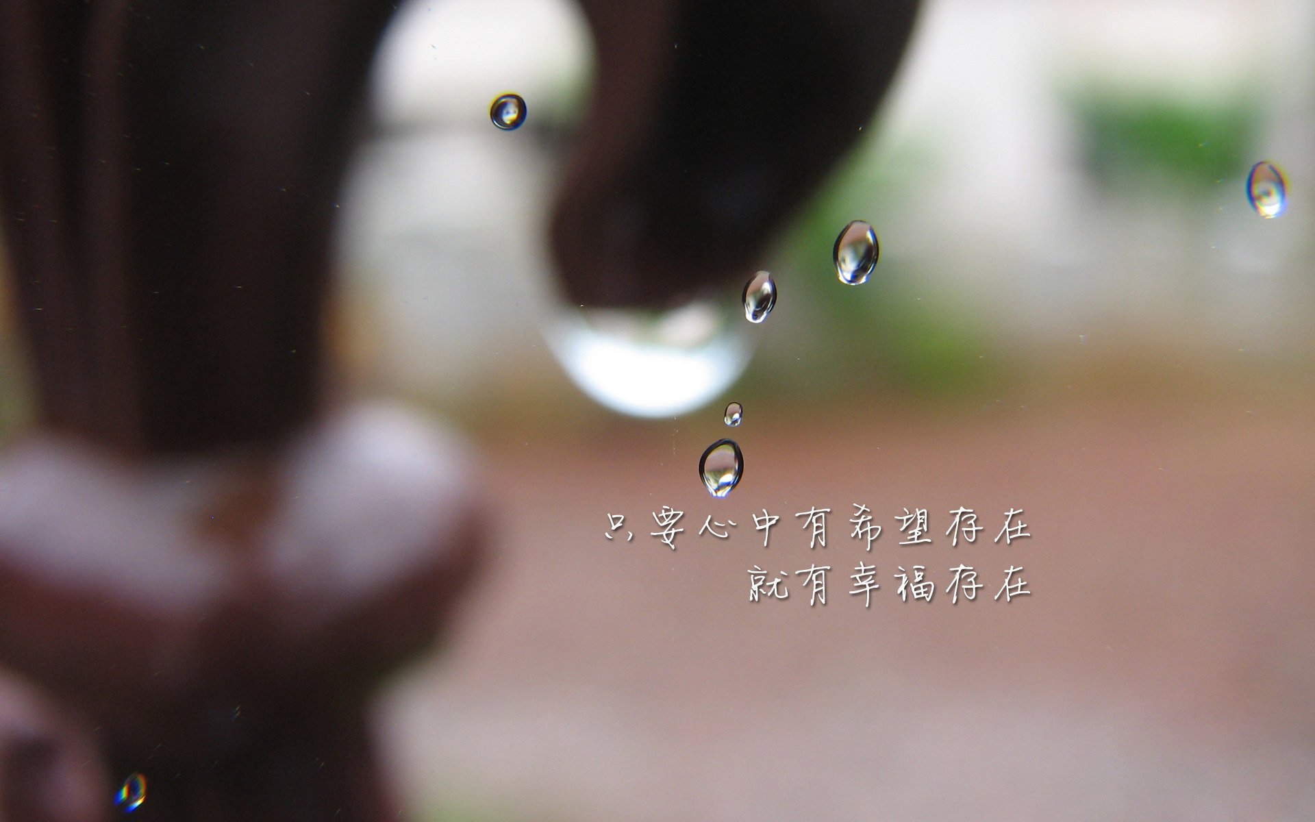 开云体育app-北欧风暴席卷南美，瑞典临场变阵击溃哥伦比亚，奥斯梅恩一剑封喉写传奇
